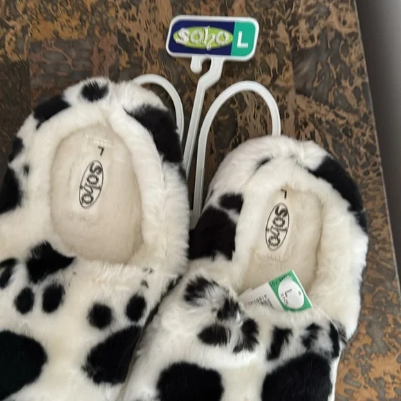 Soho Cow Print Slip On Large Slippers - Picture 4 of 4